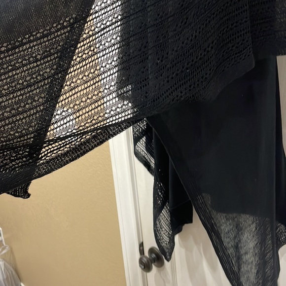 Dillards shawl - Picture 3 of 4